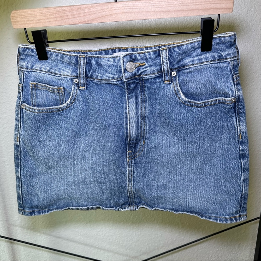 PacSun Stretch Light Blue Mid Rise Denim Skirt